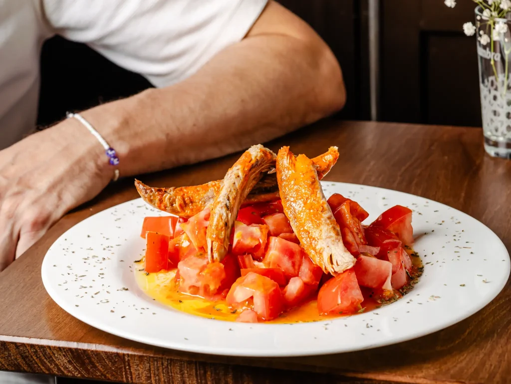 Ensalada de Tomate con Melva