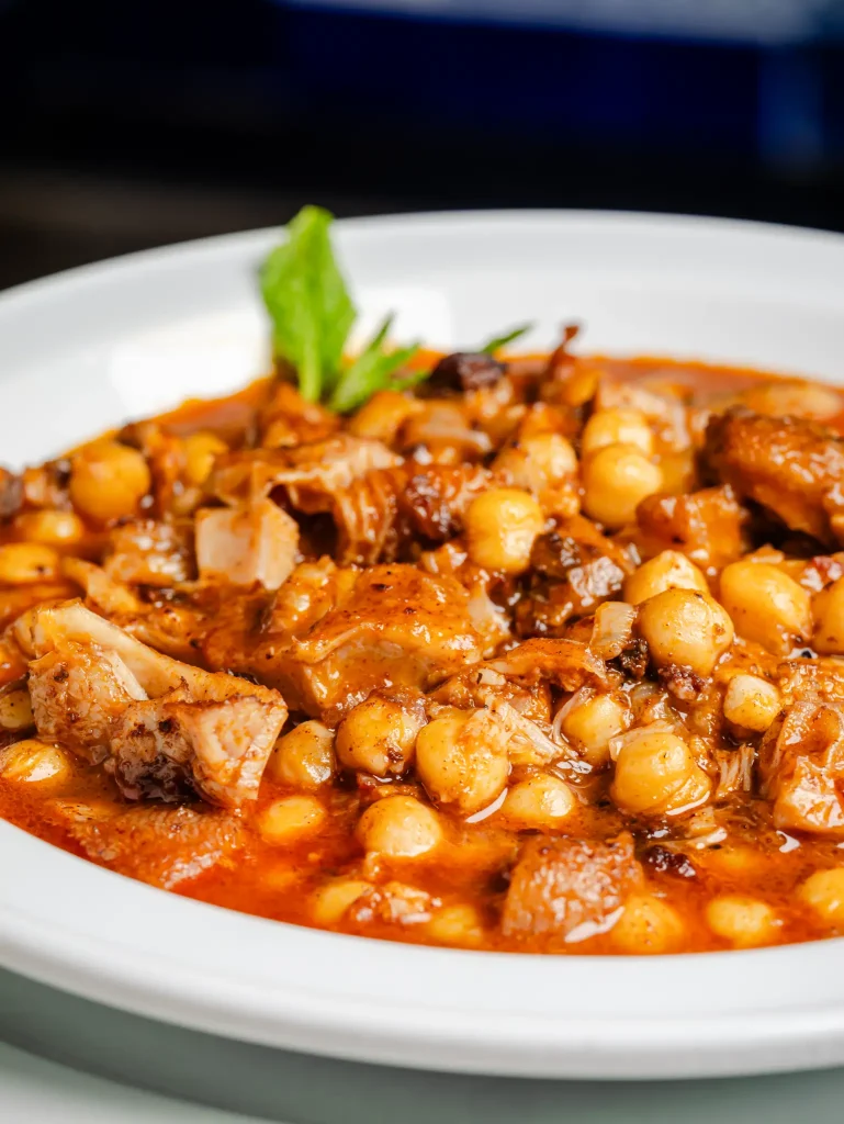 Callos de ternera con Garbanzos